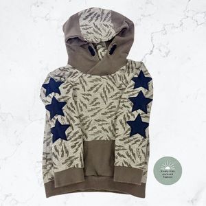 Fierce Frank | Size 4 EUC Hoodie with blue stars